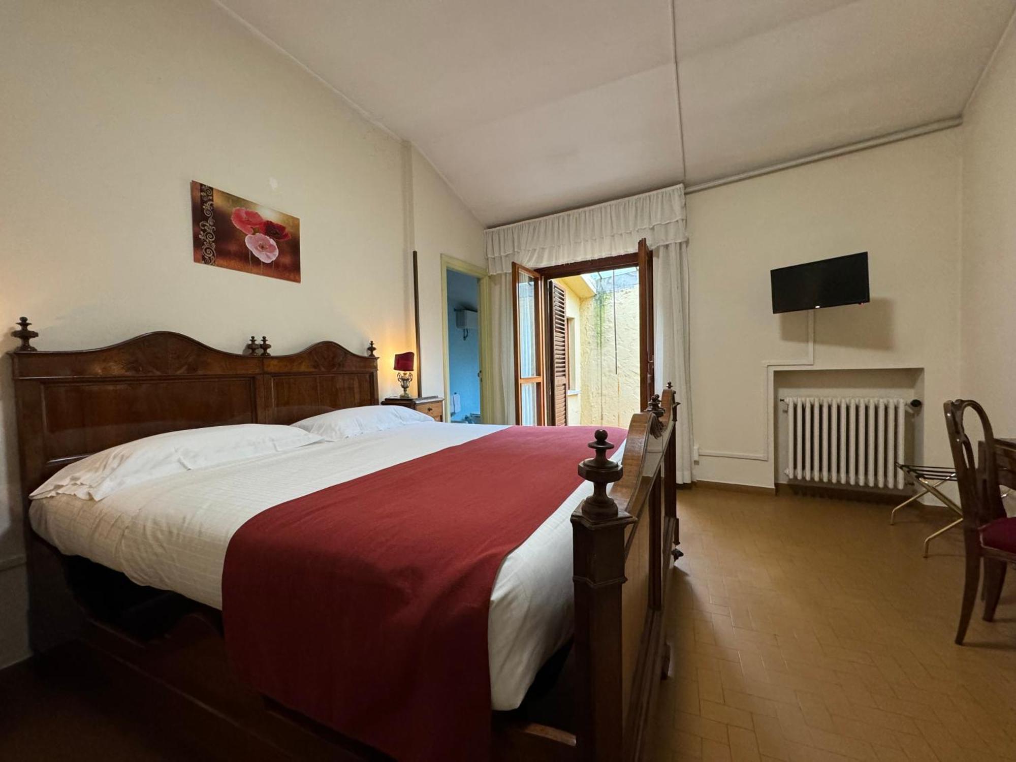 托迪 Monastero Ss. Annunziata酒店 外观 照片 A room at the hotel